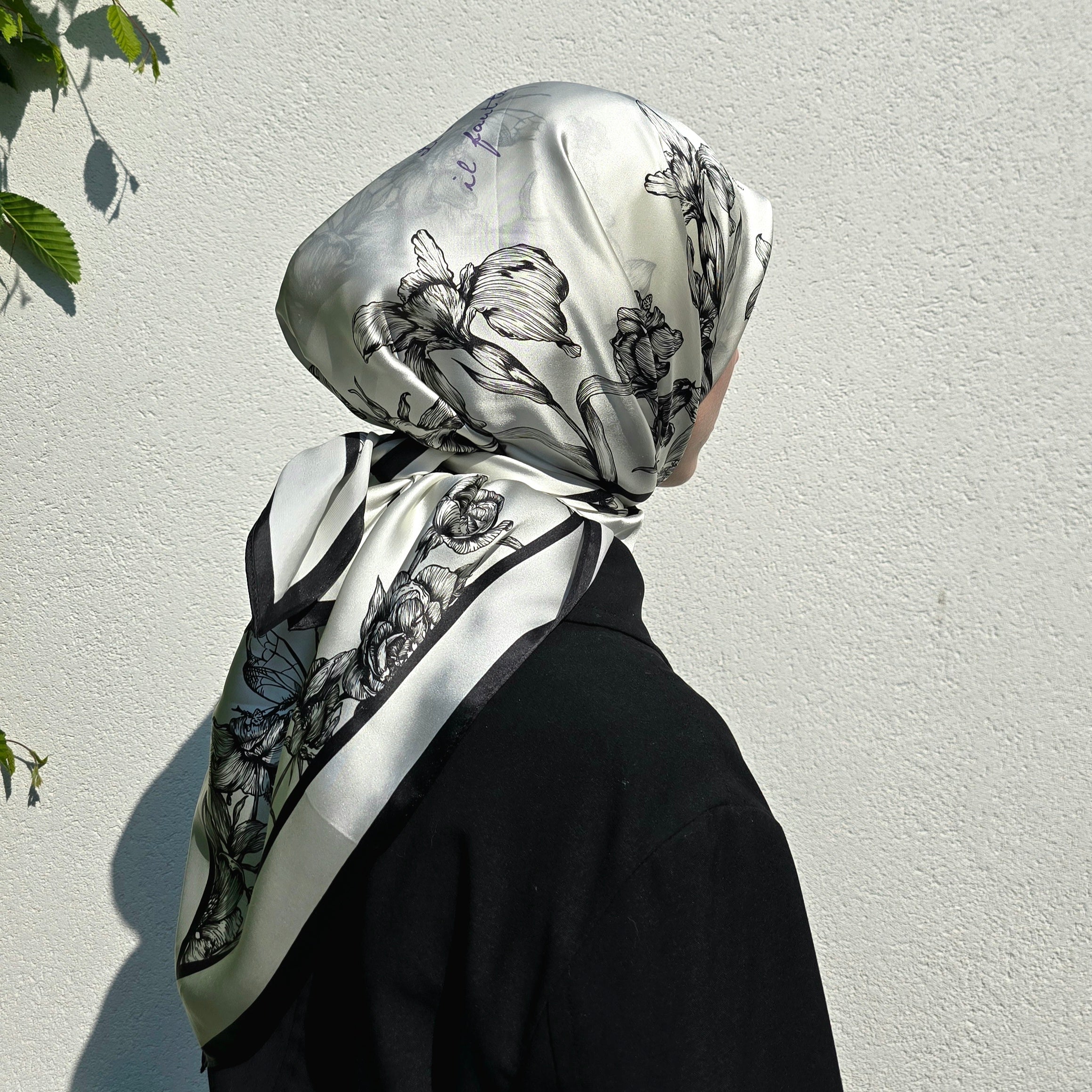 Classic Duality Silk Scarf 90