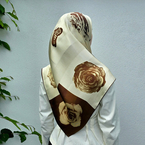 Café Latte de Roses Silk Scarf 90