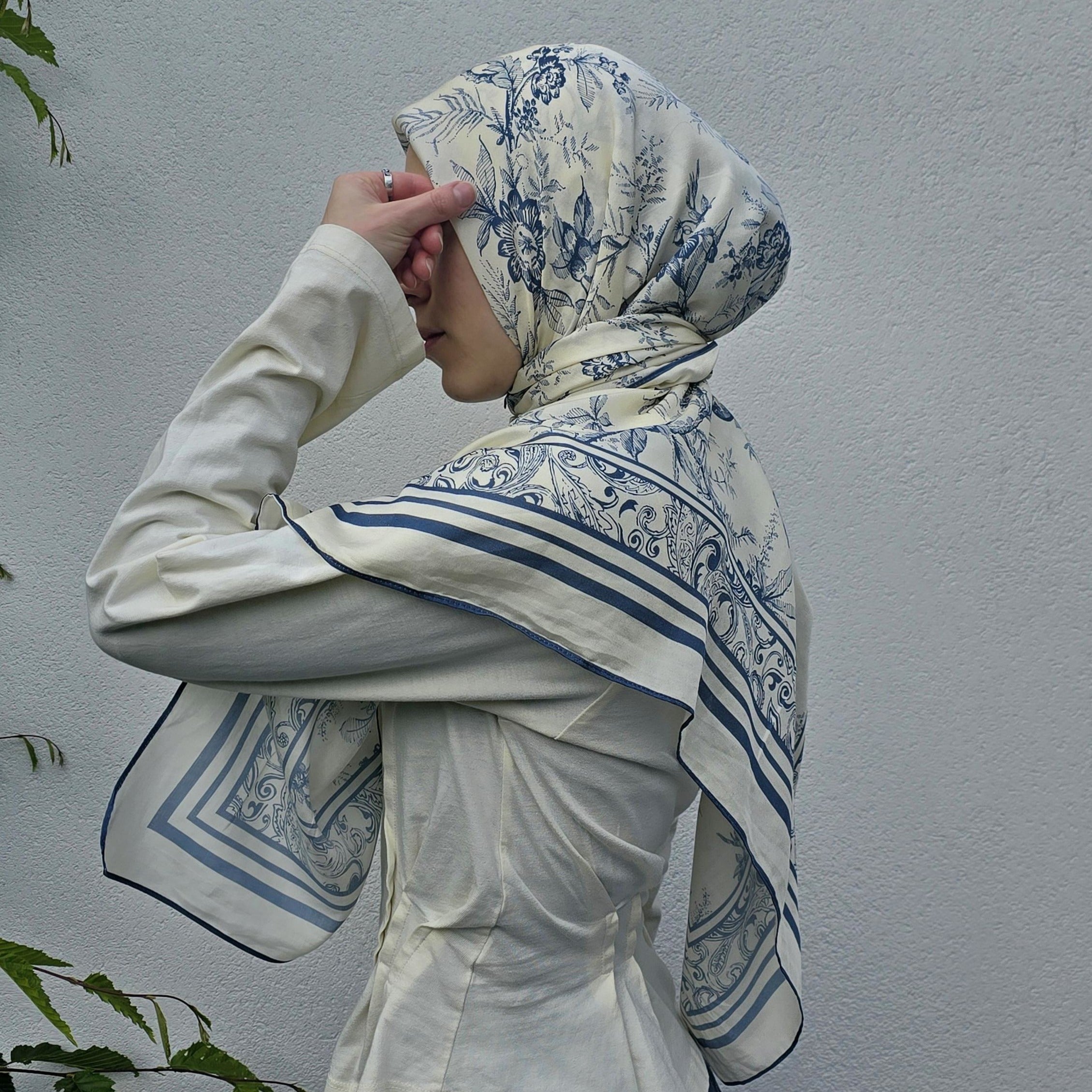 Azure Botanica Silk-Cotton Scarf 110