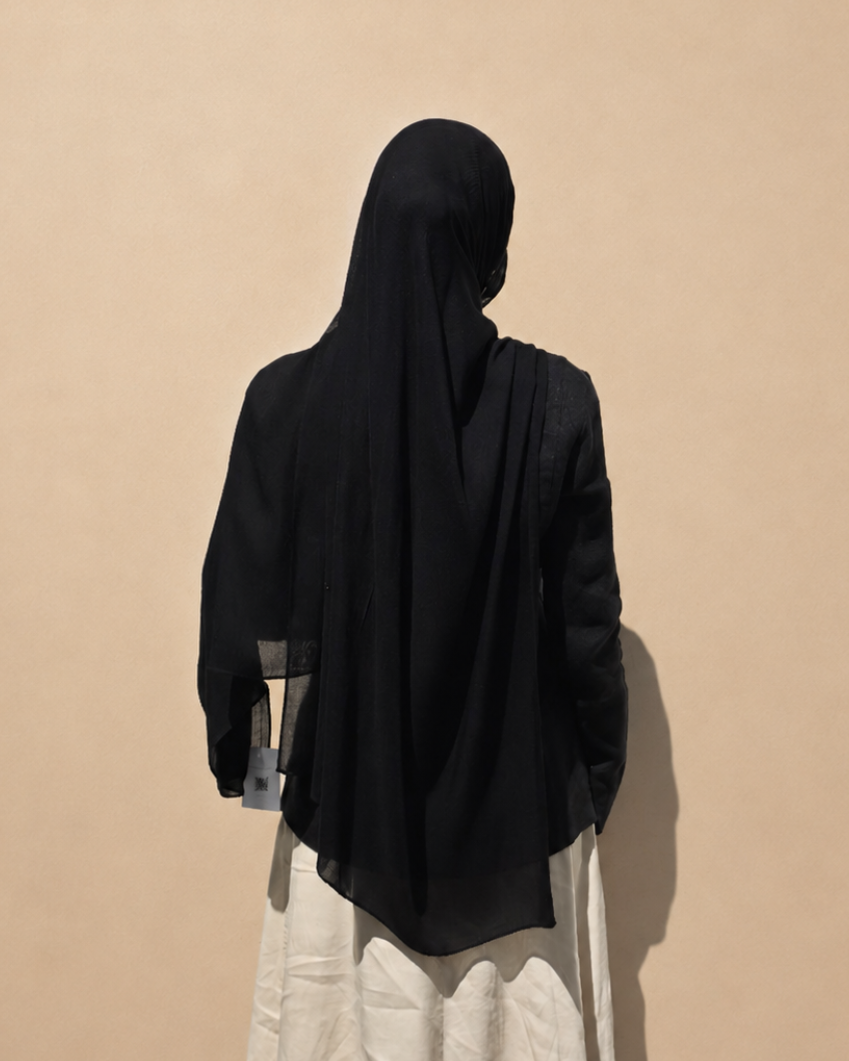 Black Modal Scarf 180 and undercap